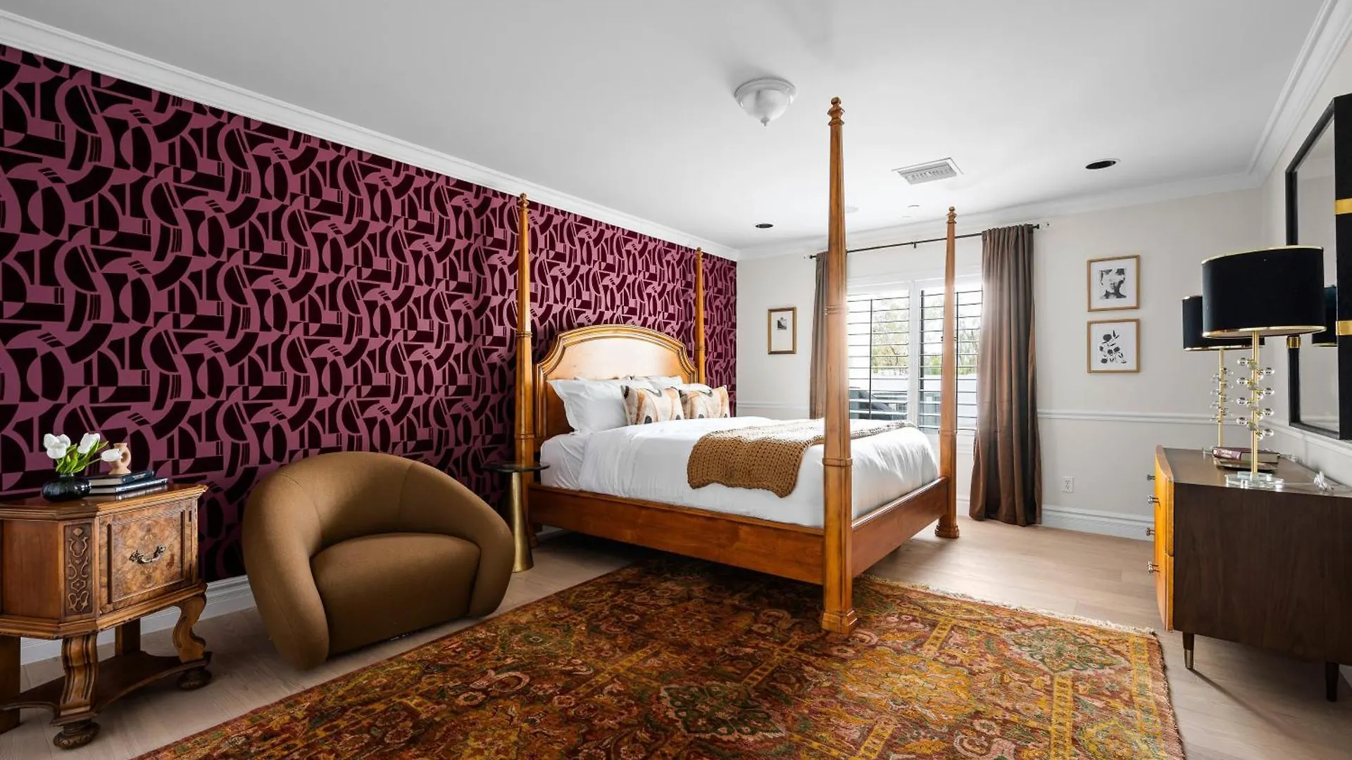 Mystique Paradise Modern Mixed With Eclectic Treasure Scottsdale Feriehus