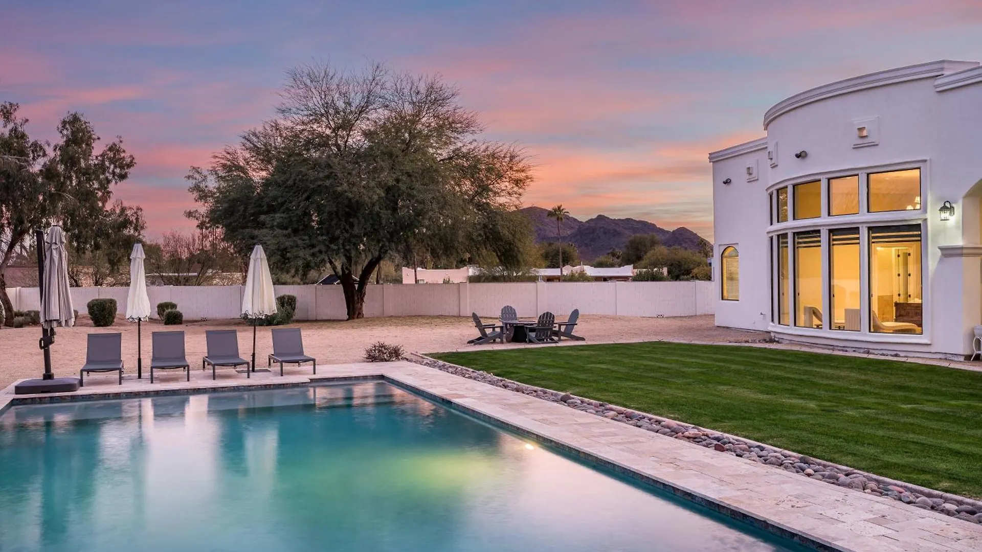 Mystique Paradise Modern Mixed With Eclectic Treasure Scottsdale 0*,